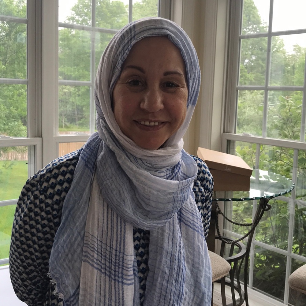 Meet your Posher, Nahla